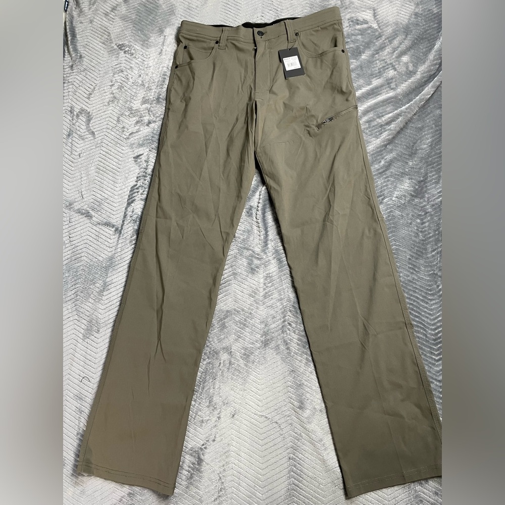 NWT Men’s Caliville Stretch Chino Pants 34x34